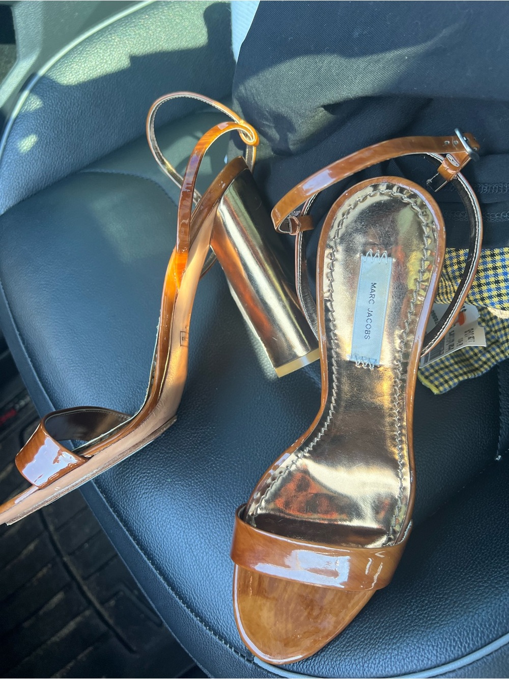 Marc Jacobs Tan Patent Leather Block Heel Sandals Ankle Strap Minimalist Heel
